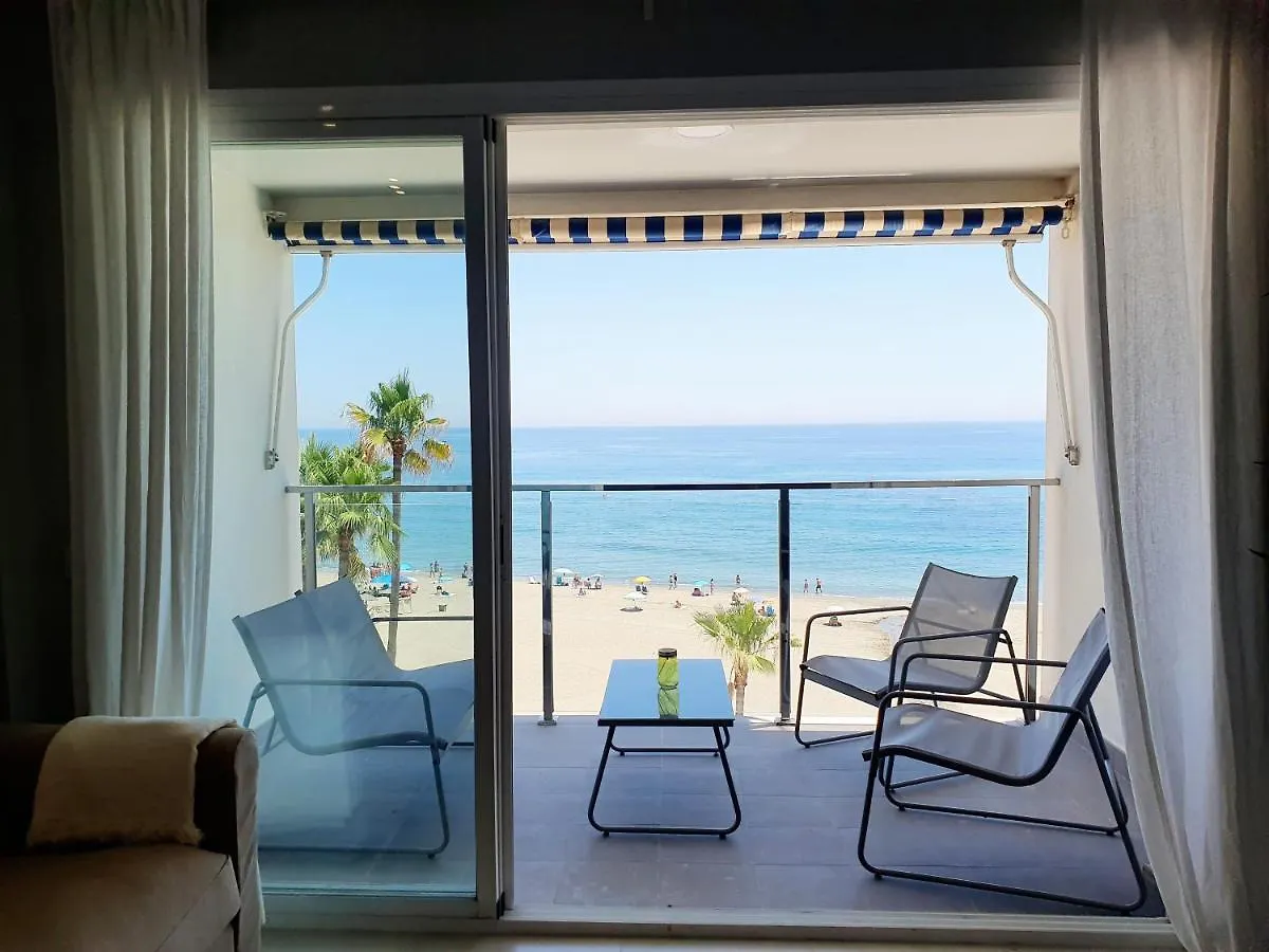 Estepona Vistamar 3 Bedrooms Apartment